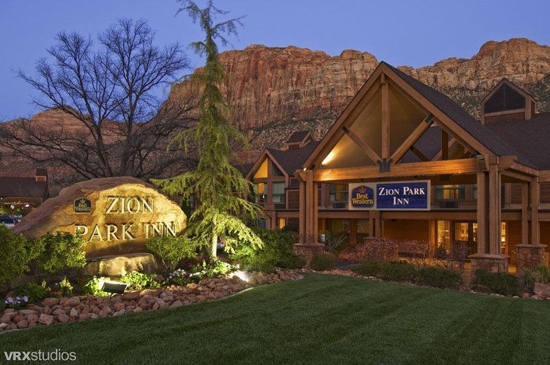 Holiday Inn Express Springdale - Zion National Park Area, An Ihg Hotel Bagian luar foto